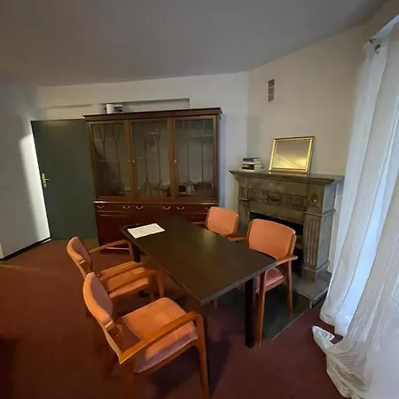 Kaskada Lomianska 33 Habitación en casa particular Varsovia