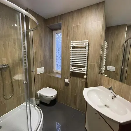 Kaskada Lomianska 33 Habitación en casa particular *