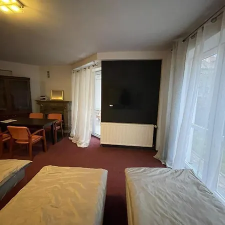 Kaskada Lomianska 33