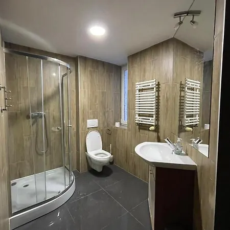 Homestay Kaskada Lomianska 33 Warsaw