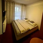 Kaskada Lomianska 33 Warschau