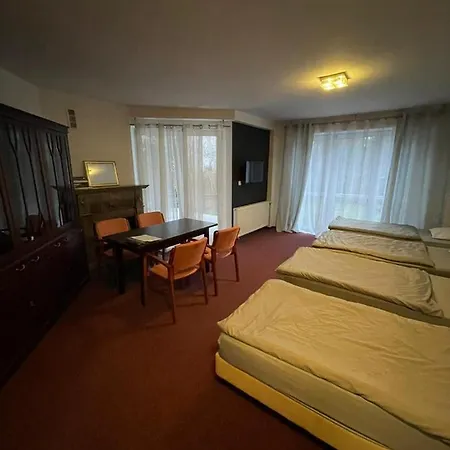 Kaskada Lomianska 33 * Varsovie